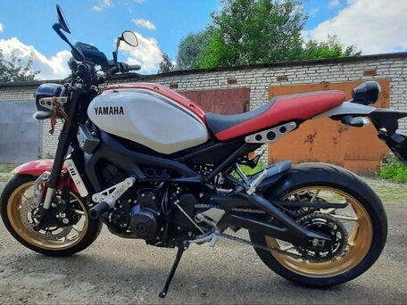 2020 Yamaha XSR900, красный, 950000 рублей, вид 1