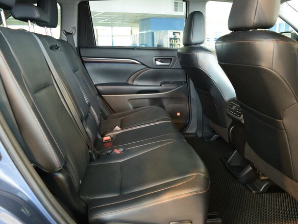 2014 Toyota Highlander III (XU50), серый - вид 7