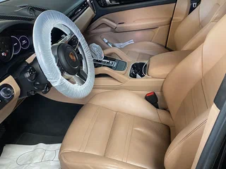 2018 Porsche Cayenne III, чёрный, 6100000 рублей, вид 5