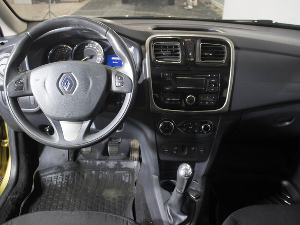 2016 Renault Sandero Stepway II, золотистый - вид 10