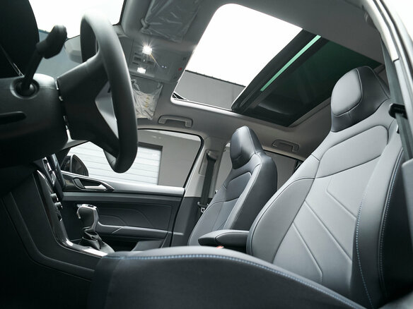 2026 Volkswagen Tharu XR 300 TSI, серый, 3090000 рублей - вид 36
