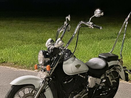 2002 Honda Shadow 400, белый, 299900 рублей, вид 1