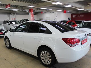 2011 Chevrolet Cruze I, белый, 810000 рублей, вид 5