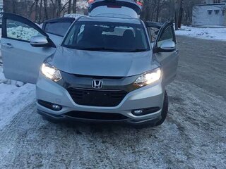2017 Honda Vezel I, серебристый, 1660000 рублей, вид 3