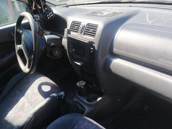 1997 Mazda 323 V (BA), серый, 150000 рублей - вид 10