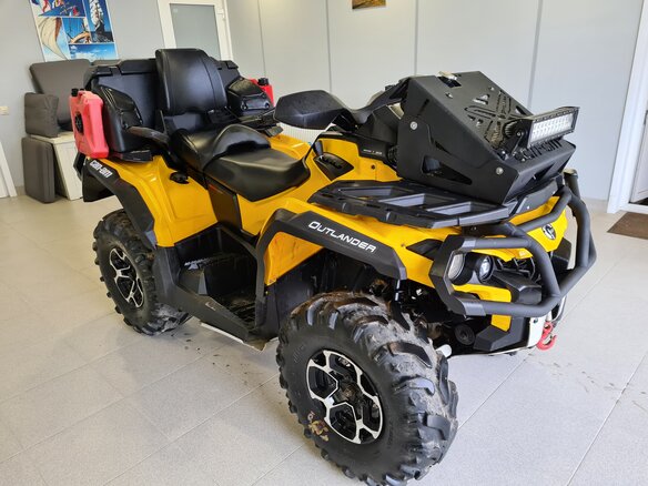 2014 BRP Can-Am Outlander MAX 650, чёрный, 1250000 рублей - вид 1