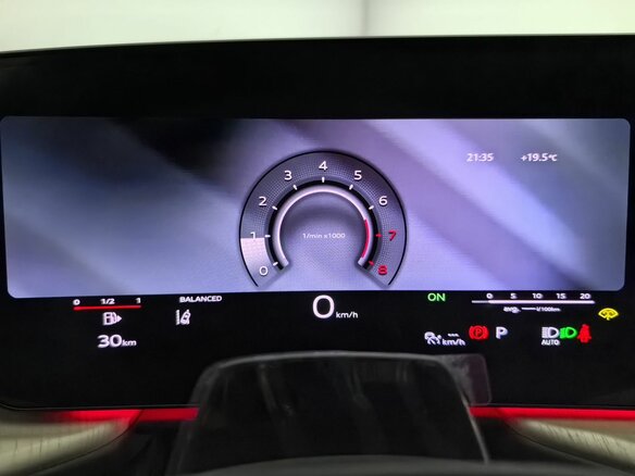 2026 Audi Q5 L III (GU), зелёный - вид 14