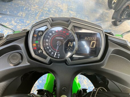 2017 Kawasaki Ninja 650, зелёный, 695000 рублей, вид 5