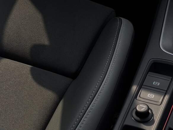 2023 Audi Q3 35 TFSI II (F3), серый, 2950000 рублей - вид 12