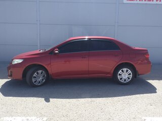 2011 Toyota Corolla X (E140, E150) Рестайлинг, красный, 990000 рублей, вид 3