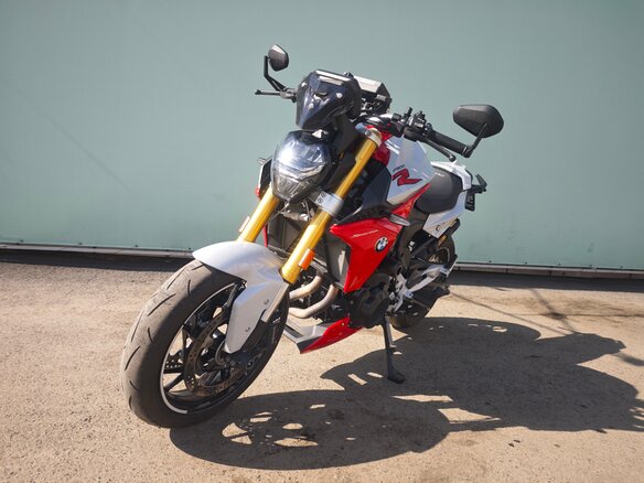 2020 BMW F 900 R, чёрный, 1000000 рублей - вид 16
