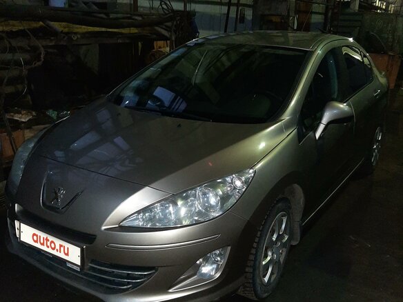 2013 Peugeot 408 I, золотистый