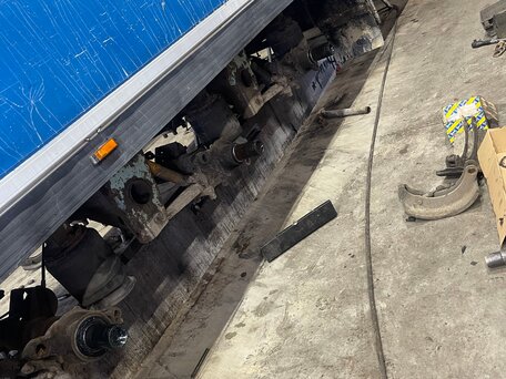 1998 Fruehauf Fruehauf, белый, 1784499 рублей, вид 1