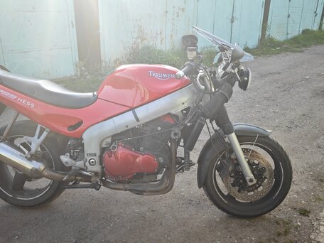 1999 Triumph Sprint ST, красный, 220000 рублей, вид 1