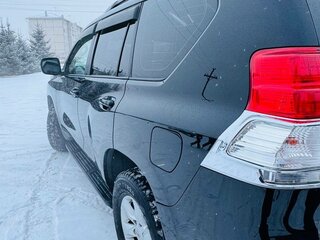 2010 Toyota Land Cruiser Prado 150 Series, чёрный, 2800000 рублей, вид 4