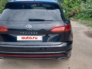 2021 Volkswagen Touareg III, чёрный, 6900000 рублей, вид 5