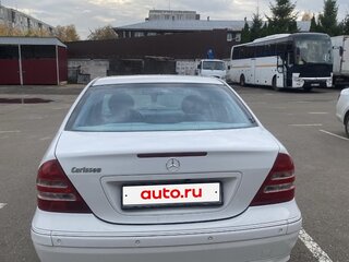 2003 Mercedes-Benz C-Класс 240 II (W203), белый, 500000 рублей, вид 3