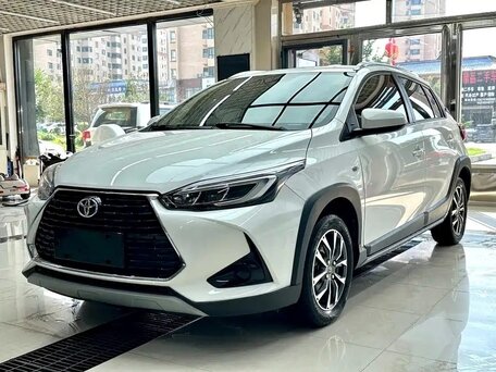 2022 Toyota Yaris Cross I, белый, 1567007 рублей, вид 1