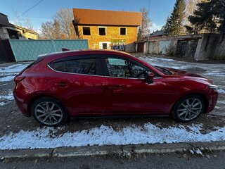 2018 Mazda Axela III Рестайлинг, красный, 1365000 рублей, вид 2