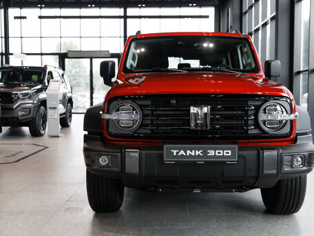 2026 Tank 300 I, красный, 4799000 рублей, вид 2