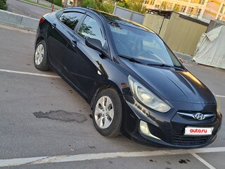 2013 Hyundai Solaris I, чёрный, 475000 рублей, вид 2