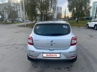 2016 Renault Sandero II, серебристый, 1050000 рублей, вид 5