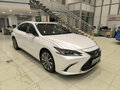 2020 Lexus ES 250 VII, белый, 4220000 рублей - вид 2