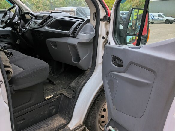 2015 Ford Transit, белый, 1600000 рублей - вид 6