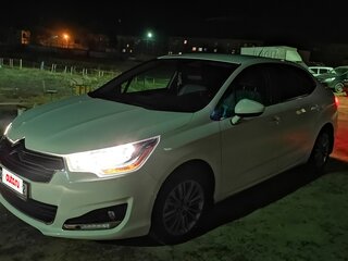 2015 Citroen C4 II, белый, 950000 рублей, вид 1
