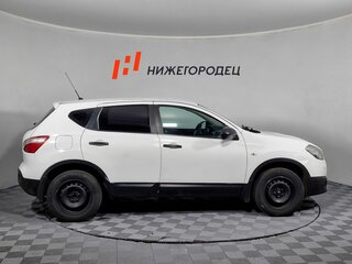 2011 Nissan Qashqai I Рестайлинг, белый, 829000 рублей, вид 4