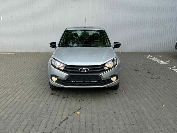 2026 Lada (ВАЗ) Granta I Рестайлинг, серебристый, 1305000 рублей - вид 1