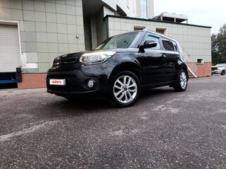 2017 Kia Soul II Рестайлинг, чёрный, 1580000 рублей, вид 2