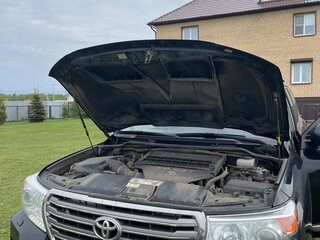 2015 Toyota Land Cruiser 200 Series Рестайлинг 1, чёрный, 4585000 рублей, вид 3