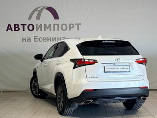 2017 Lexus NX 300 I Рестайлинг, белый, 2900000 рублей, вид 4