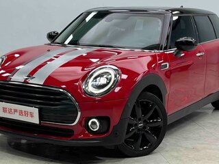 2022 Mini Clubman Cooper II Рестайлинг, красный, 1900000 рублей, вид 1