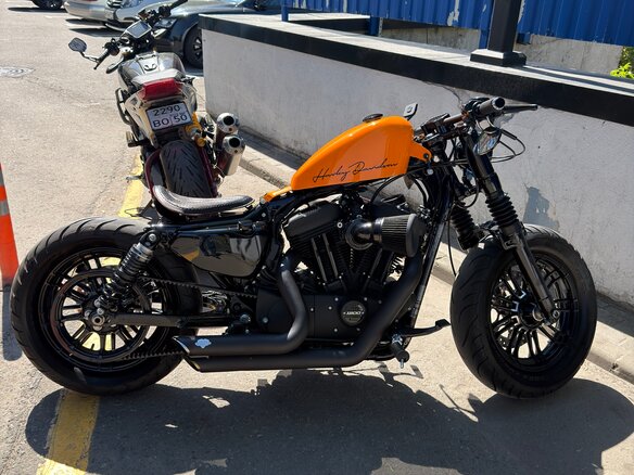 2019 Harley-Davidson Sportster 1200, оранжевый, 1499999 рублей