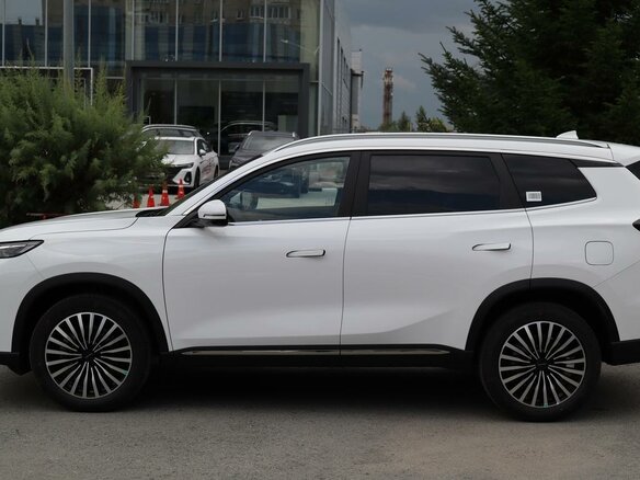 2026 Tenet T8, белый, 3885000 рублей - вид 8