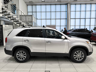 2012 Kia Sorento II Рестайлинг, серый, 1200000 рублей, вид 4