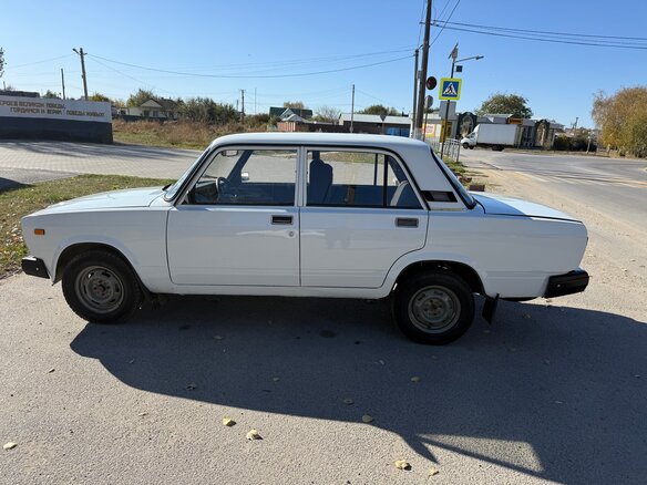 2006 Lada (ВАЗ) 2107, белый, 145000 рублей - вид 5