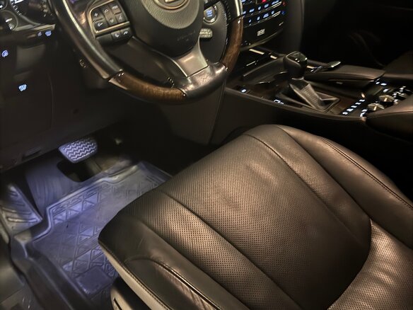 2016 Lexus LX 570 III Рестайлинг 2, чёрный, 8300000 рублей - вид 10