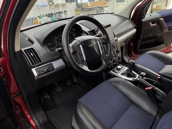 2008 Land Rover Freelander II, красный, 870000 рублей - вид 9