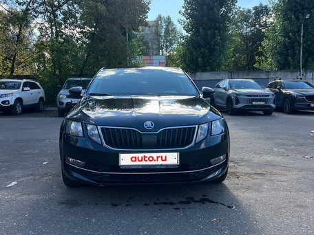 2017 Skoda Octavia III (A7) Рестайлинг, чёрный, 1750000 рублей, вид 3