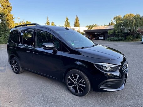 2022 Mercedes-Benz T-Класс 180 d, чёрный, 2755000 рублей, вид 3