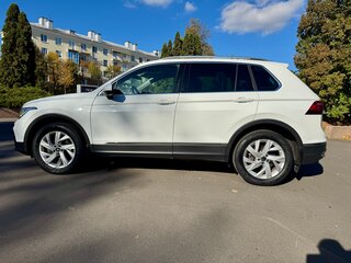 2021 Volkswagen Tiguan II Рестайлинг, белый, 3110000 рублей, вид 5