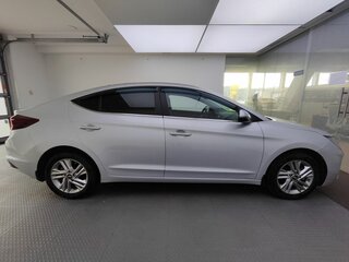 2019 Hyundai Elantra VI (AD) Рестайлинг, серебристый, 1735000 рублей, вид 4