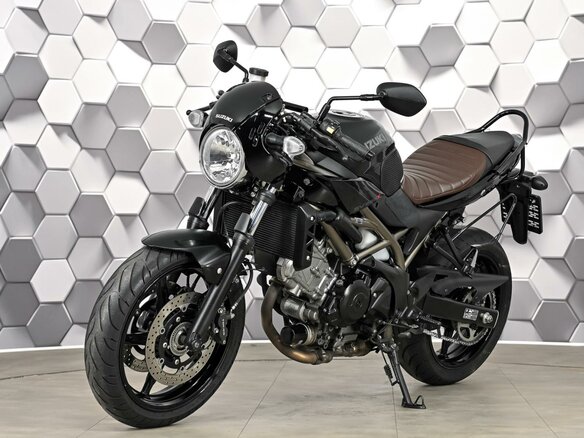 2023 Suzuki SV 650, чёрный, 677000 рублей - вид 1