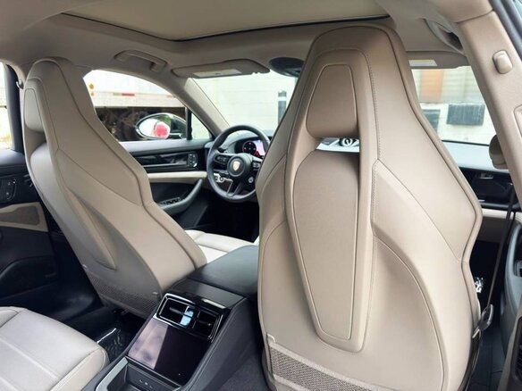 2025 Porsche Panamera 4S E-Hybrid III, зелёный, 14344372 рублей - вид 19