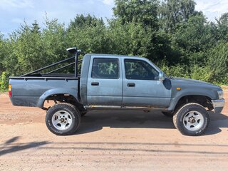 1995 Toyota Hilux V, серебристый, 742000 рублей, вид 4