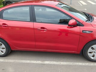 2014 Kia Rio III, красный, 1149000 рублей, вид 4