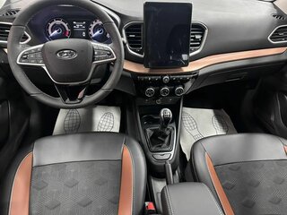 2026 Lada (ВАЗ) Vesta SW Cross I Рестайлинг (NG), серый, 2130000 рублей, вид 2